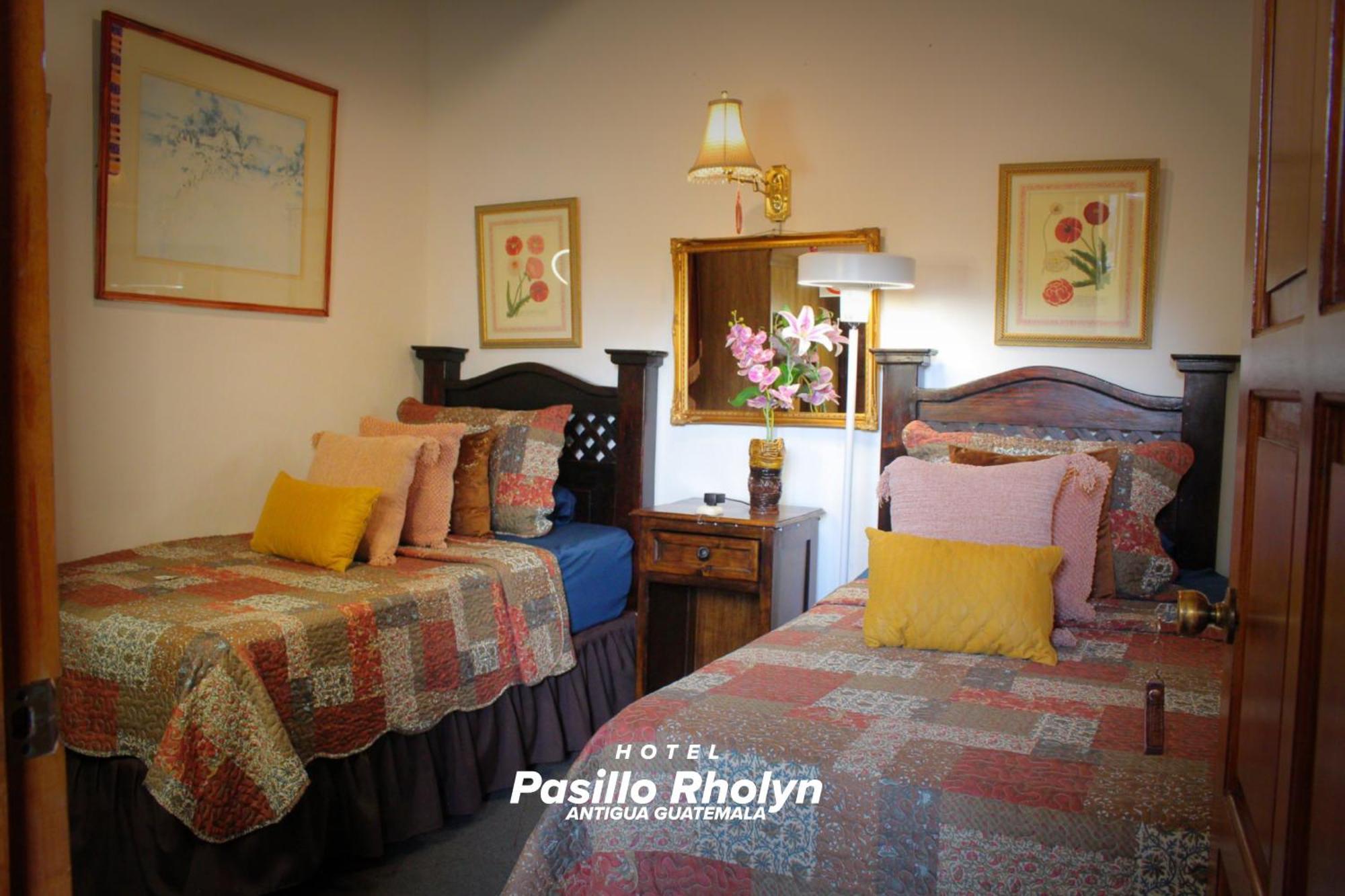 Hotel Rholyn Pura Vida !! Antigua Εξωτερικό φωτογραφία