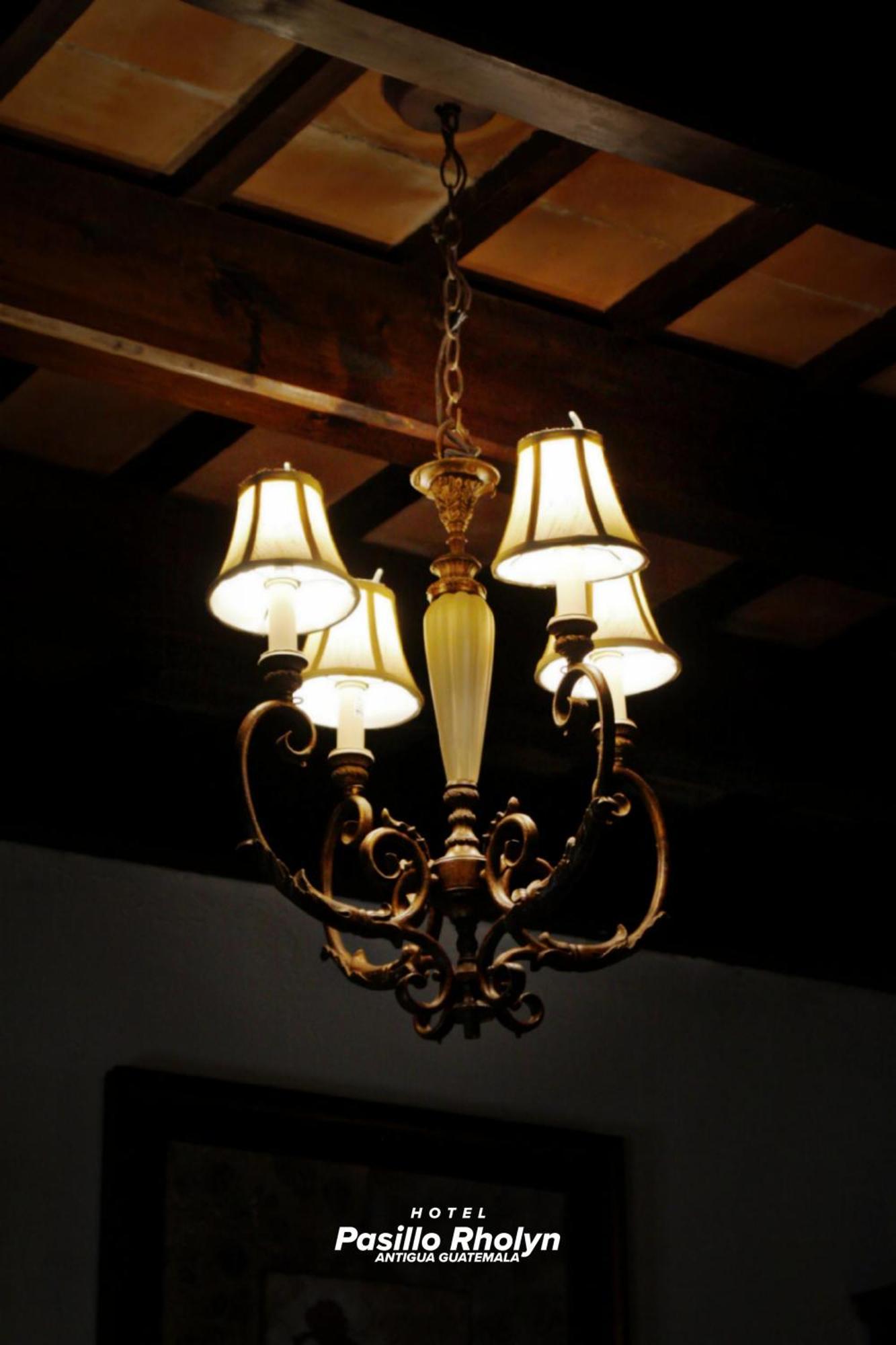 Hotel Rholyn Pura Vida !! Antigua Εξωτερικό φωτογραφία